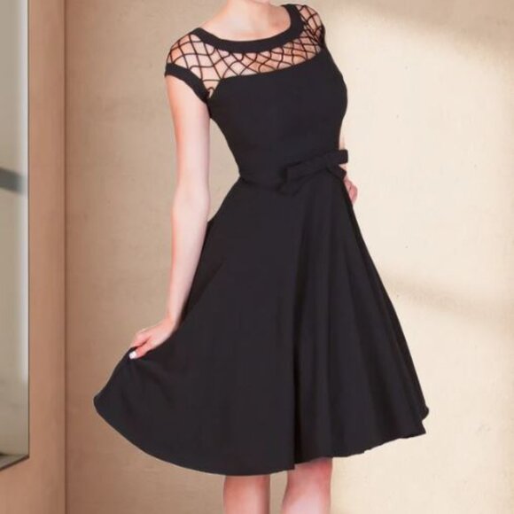 Tatyana Dresses & Skirts - Alika Circle Dress in Black size 1x